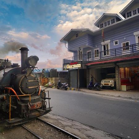 Hotel Hill Queen Near Sherpa Gumba Darjeeling Mall 5 Min Couple Friendly Buitenkant foto