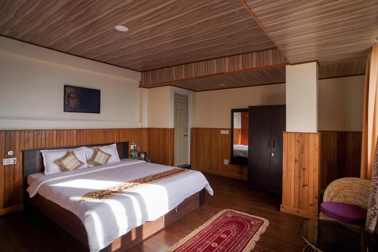 Hotel Hill Queen Near Sherpa Gumba Darjeeling Mall 5 Min Couple Friendly Buitenkant foto