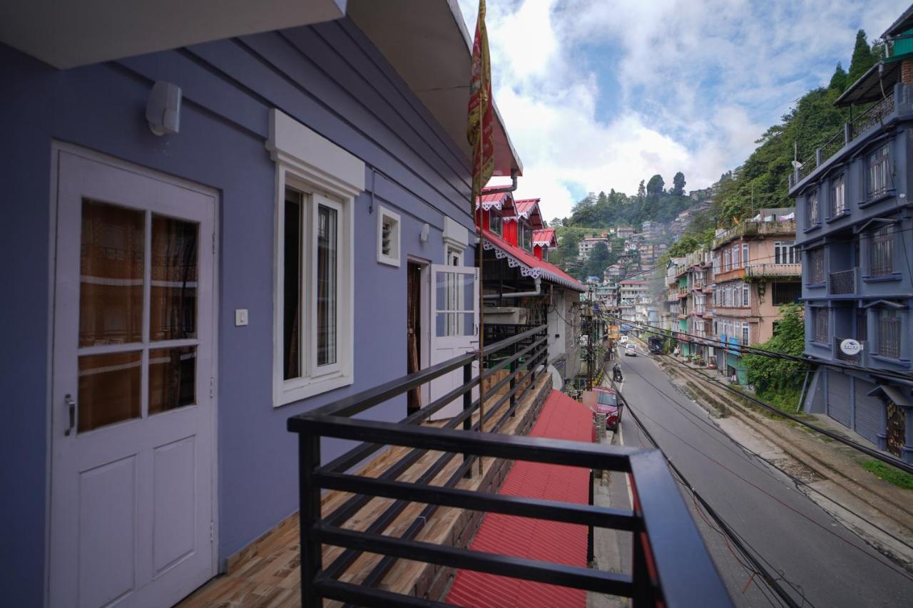 Hotel Hill Queen Near Sherpa Gumba Darjeeling Mall 5 Min Couple Friendly Buitenkant foto